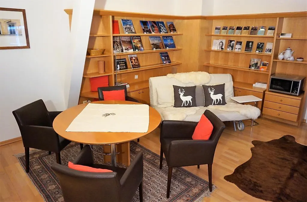 Апартаменты Melkerhof Appartements Vienna Австрия